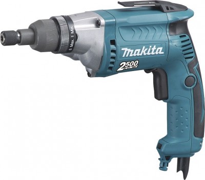 Visseuse bardage 570 W